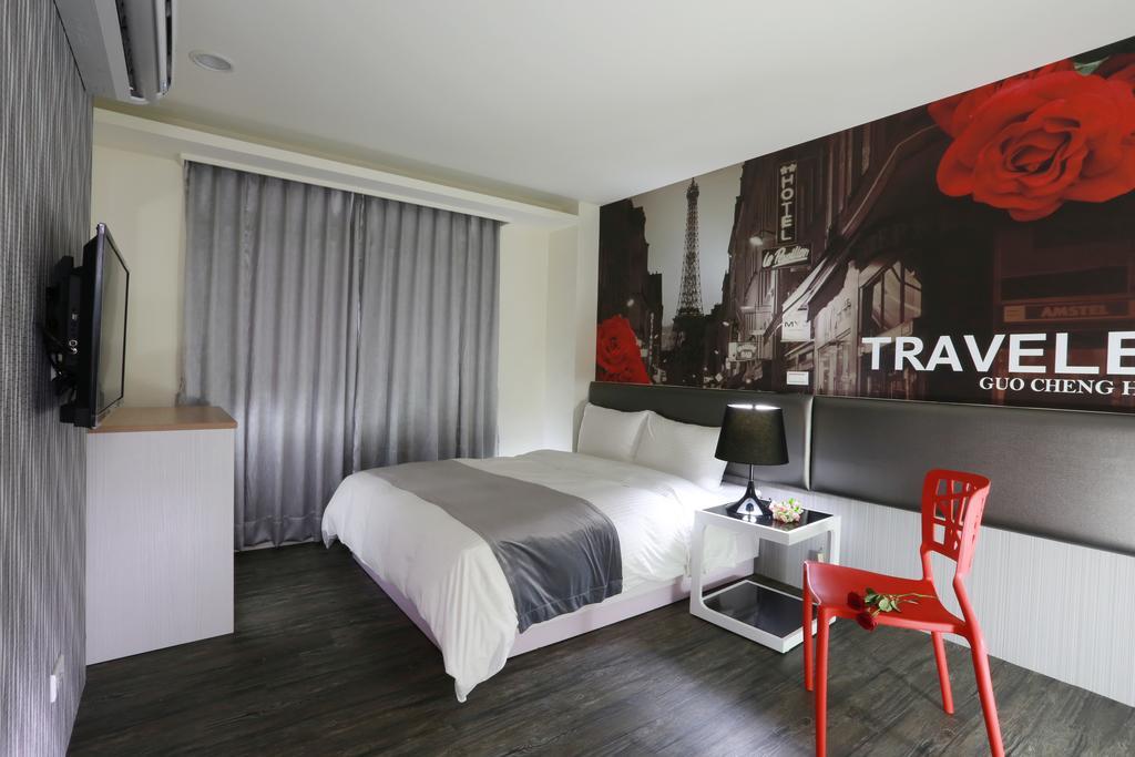 Guo Chen Hotel Luodong Quarto foto